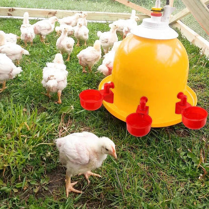 Bebedouro de Água Automatizado para Galinheiros com Detecção de Nível